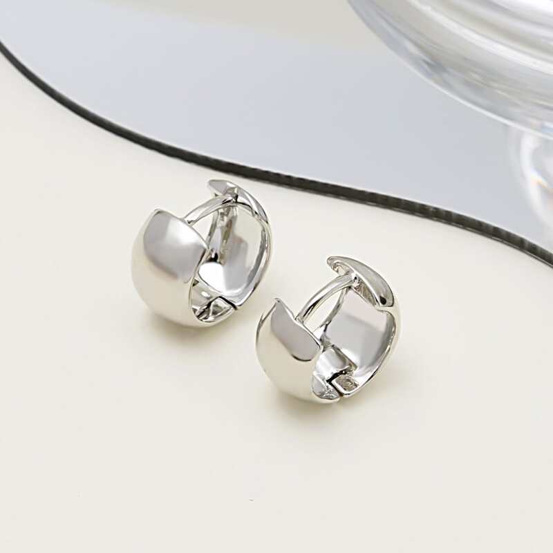 

Minimalist Hoop Earrings, Silver