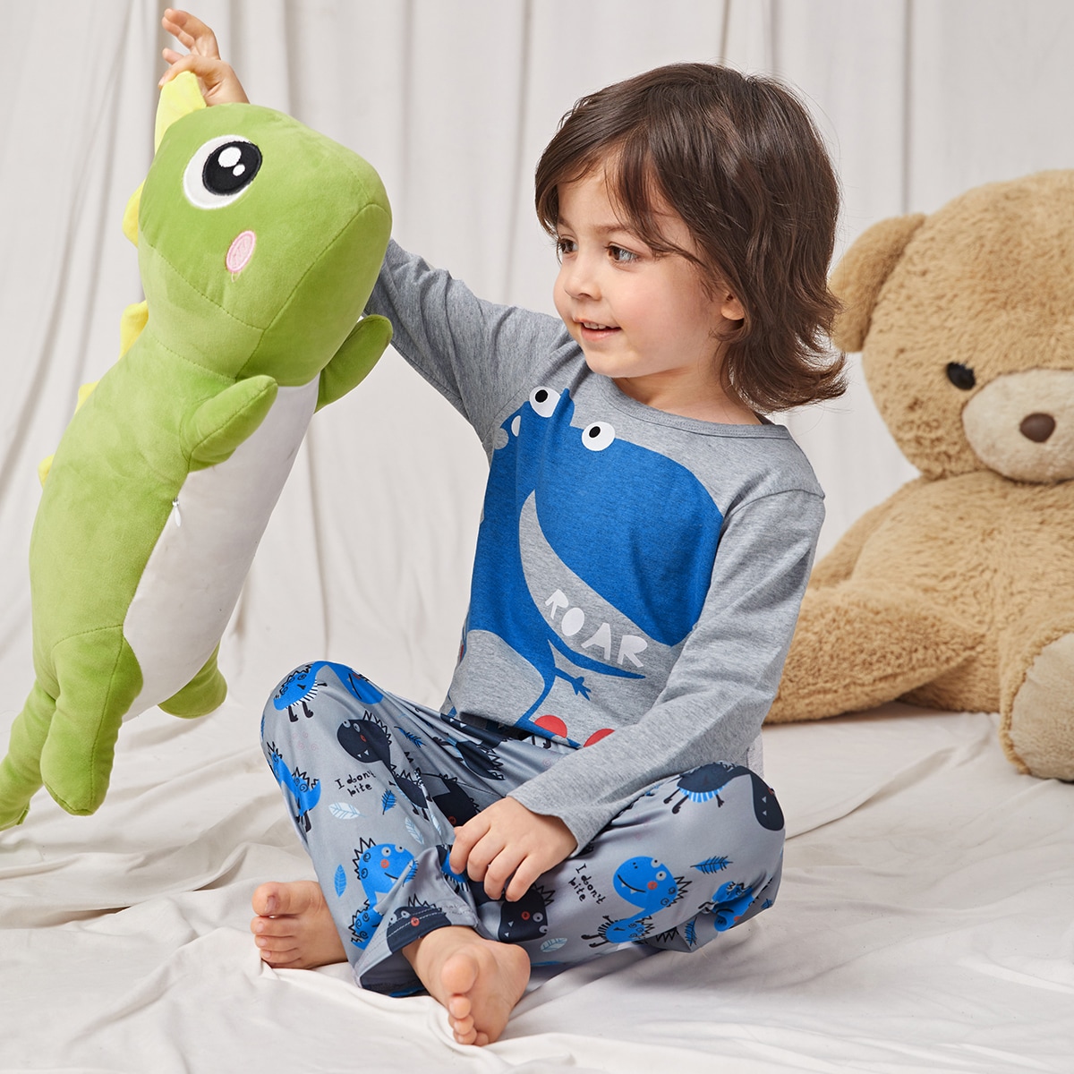 пижама детская для мальчика белые. пижама для мальчика. мальчик в пижаме отзывы. пижама для мальчика с пиратами. пижама для мальчика.