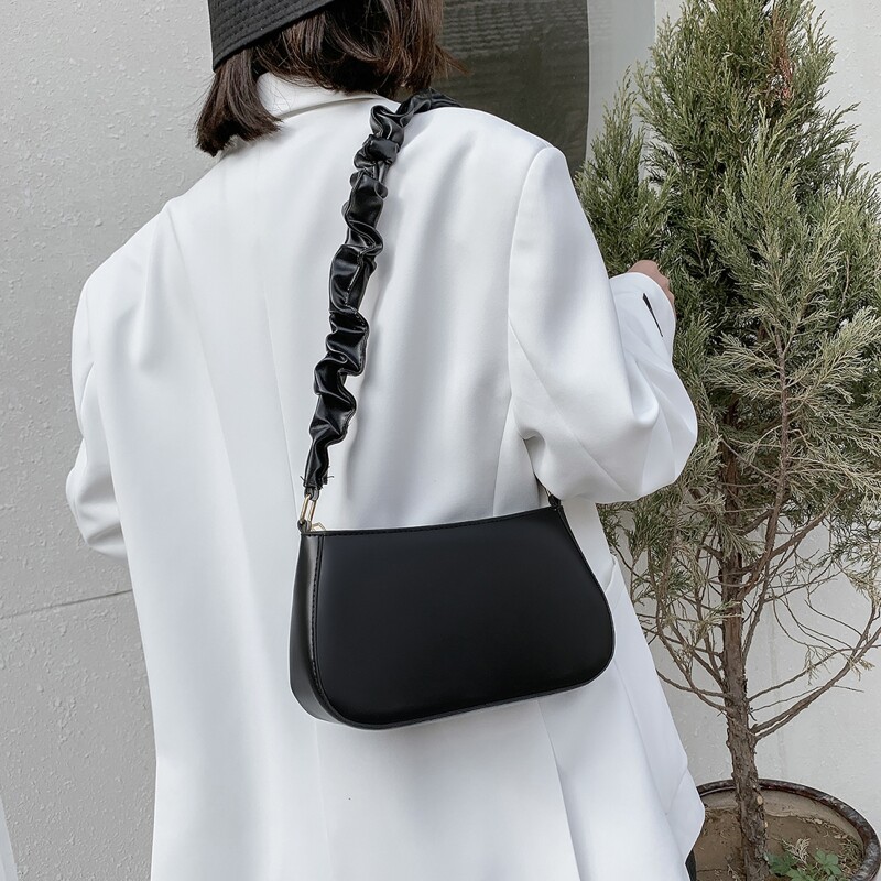 

Minimalist Shoulder Bag, Black