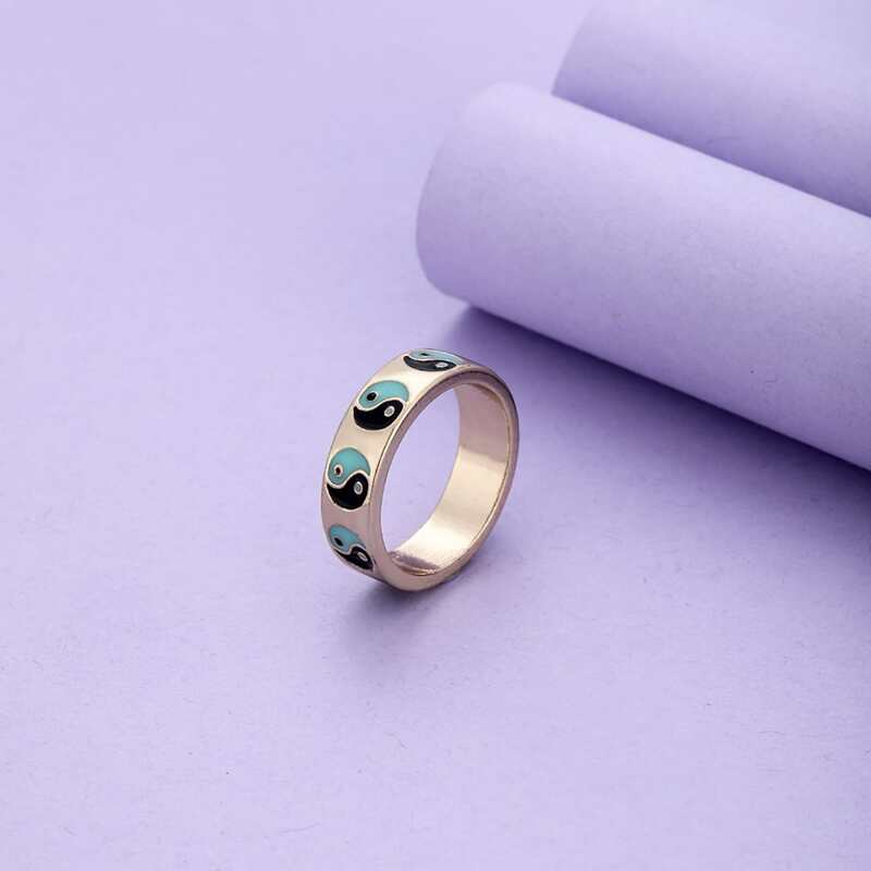 

Yin & Yang Decor Ring, Gold
