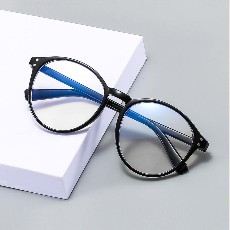 

Studded Decor Frame Eyeglasses