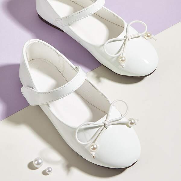 

Girls Bow & Faux Pearls Mary Jane Flats, White