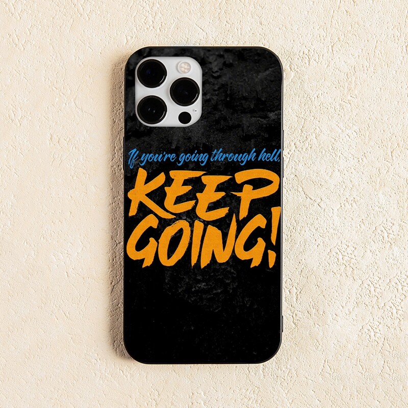 

Letter Graphic Phone Case, Multicolor