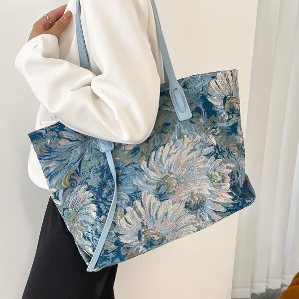 

Allover Floral Graphic Tote Bag, Blue
