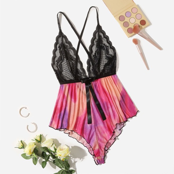 

Plus Floral Lace Asymmetrical Hem Slips, Multicolor