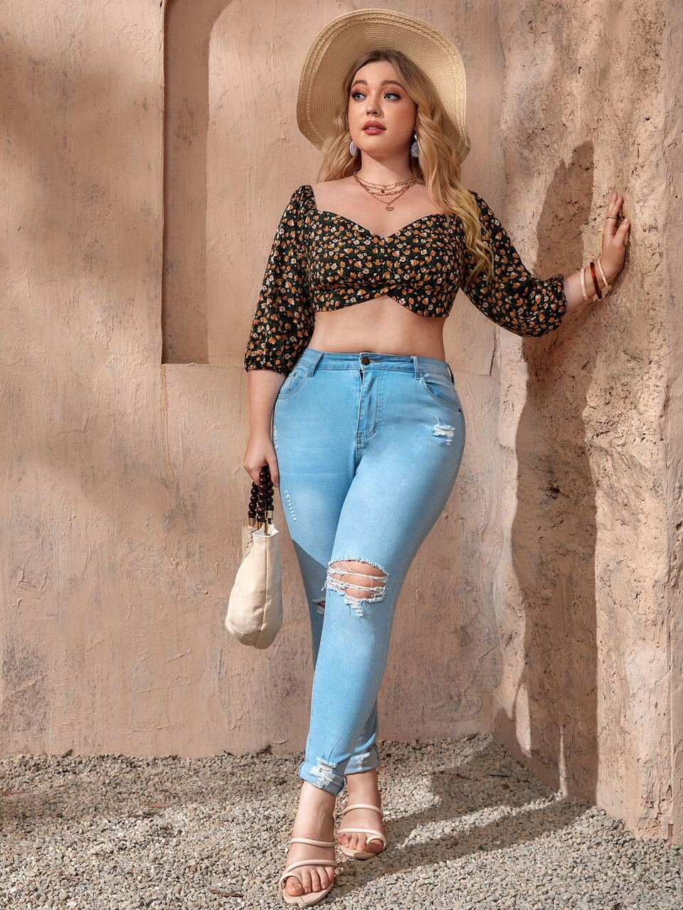 Plus Ditsy Floral Sweetheart Neck Bishop Sleeve Crop Blouse