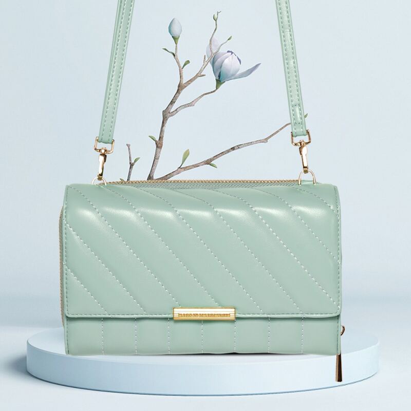 

Quilted Flap Crossbody Bag, Green