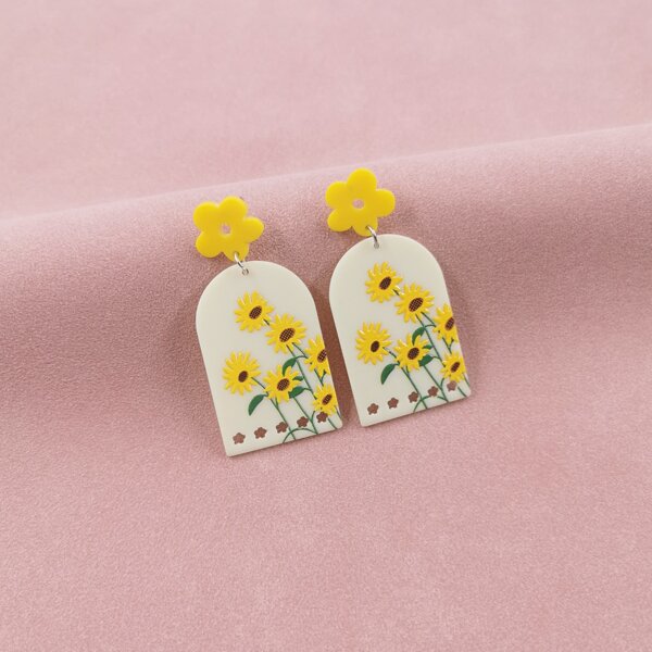 

Flower Print Acrylic Earrings, Multicolor