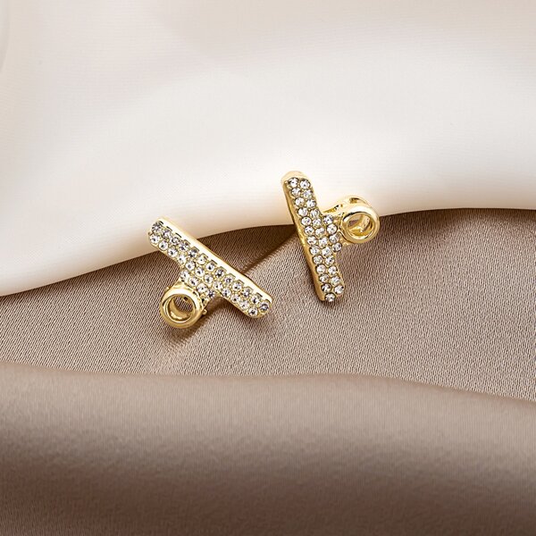 

Rhinestone Decor Bulldog Clip Design Earrings, Gold