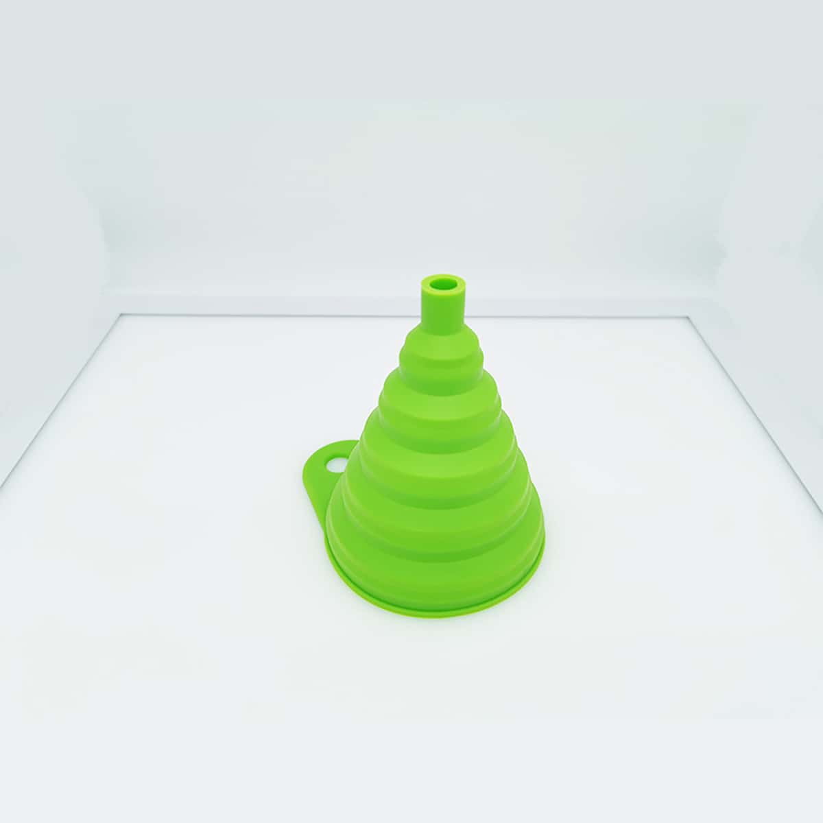 

1pc Random Color Foldable Funnel, Multicolor