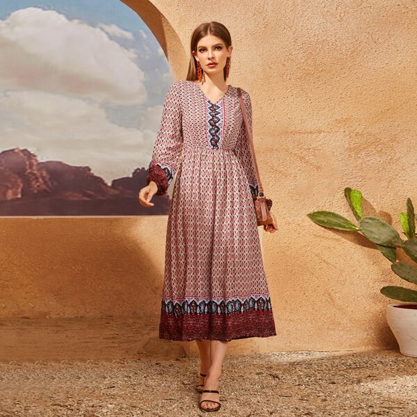 

Damask & Paisley Print V Neck Dress, Multicolor