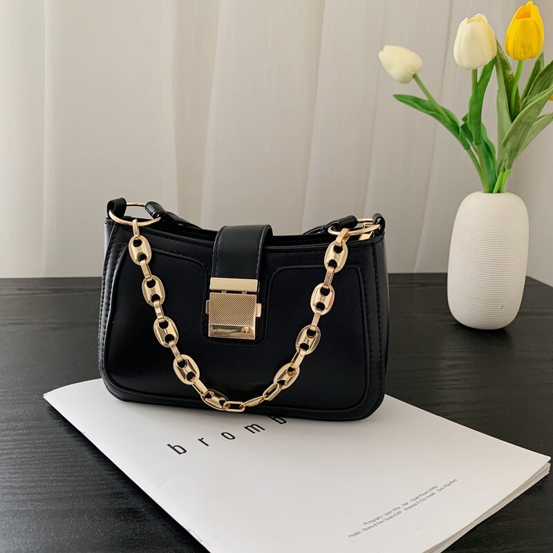 

Minimalist Shoulder Bag, Black