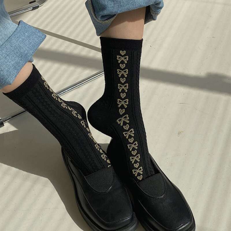 

Bow Pattern Crew Socks, Black