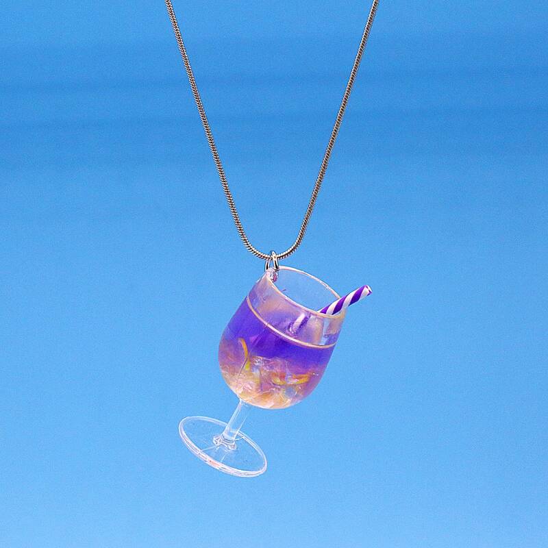 

Simulation Drink Pendant Chain Necklace, Purple