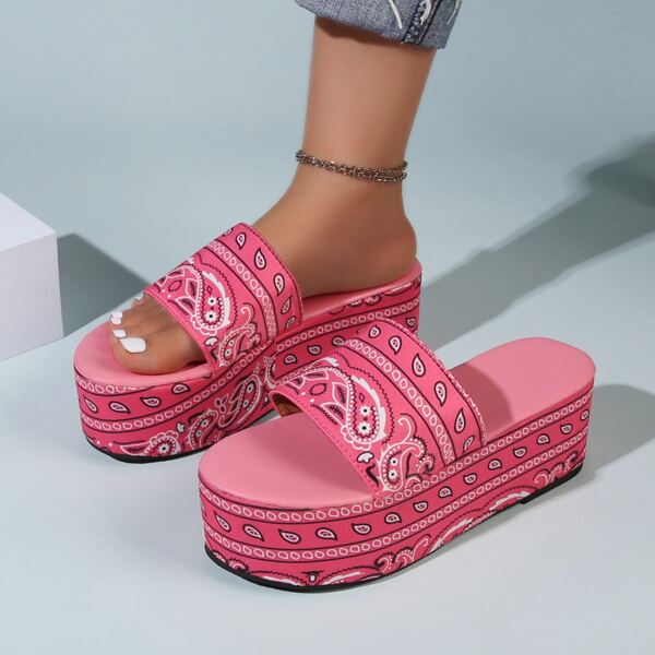 

Paisley Graphic Flatform Mules, Pink