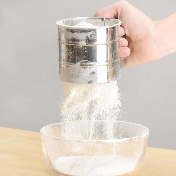 

1pc Stainless Steel Flour Sieve, Silver