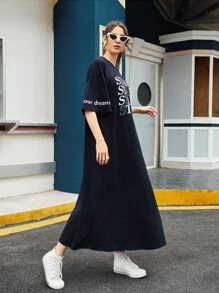 Mulvari Letter Graphic Drop Shoulder Dress - Navy Blue - View 4