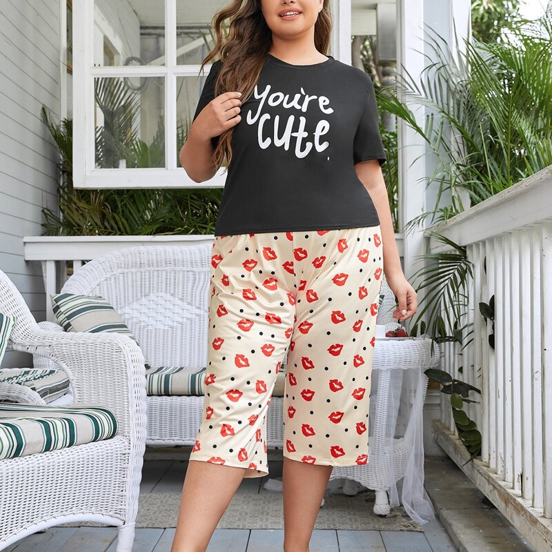 

Plus Slogan & Lip Print Pajama Set, Multicolor