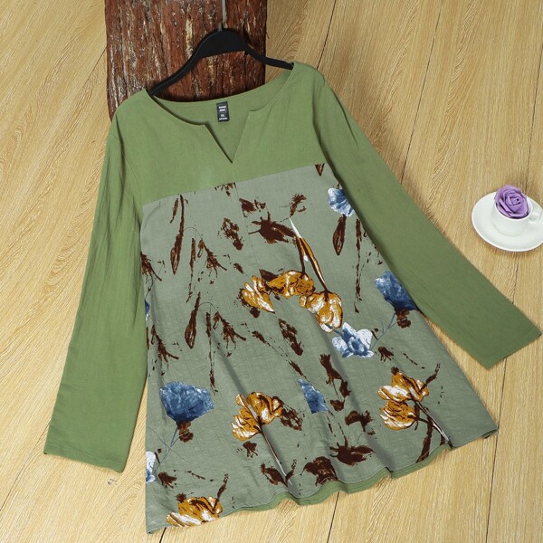 

Plus Floral Print Notch Neck Blouse, Army green