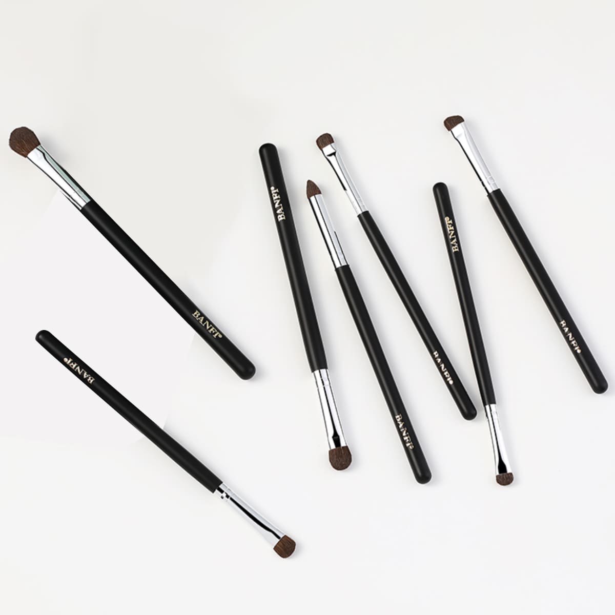 

7pcs Makeup Brush Set, Black and white