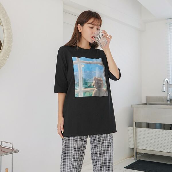 

Bear And Scenery Print Drop Shoulder Tee, Black