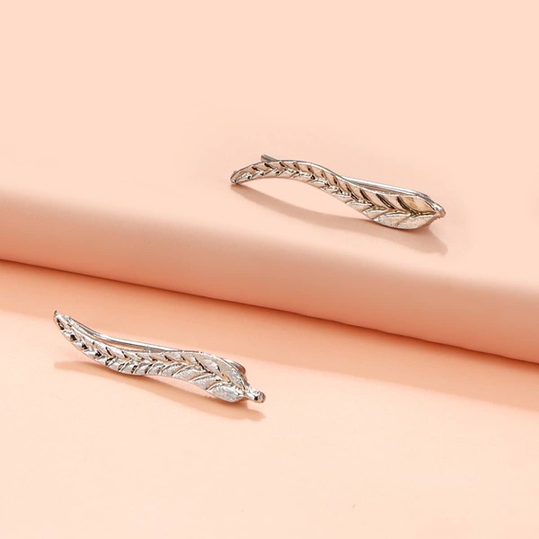 

Leaf Design Earrings, Silver