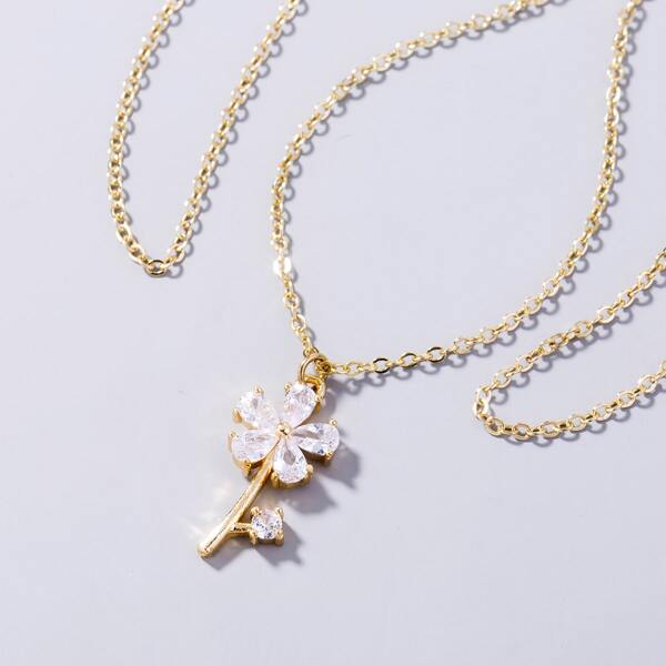 

Zircon Flower Pendant Necklace, Gold