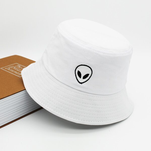 

Men Embroidery Detail Bucket Hat, White
