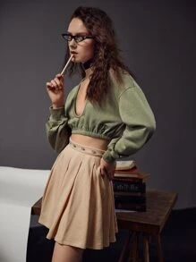 Tiffany Skii 深V領落肩袖短款套頭衫 - 軍綠色 - 查看 5