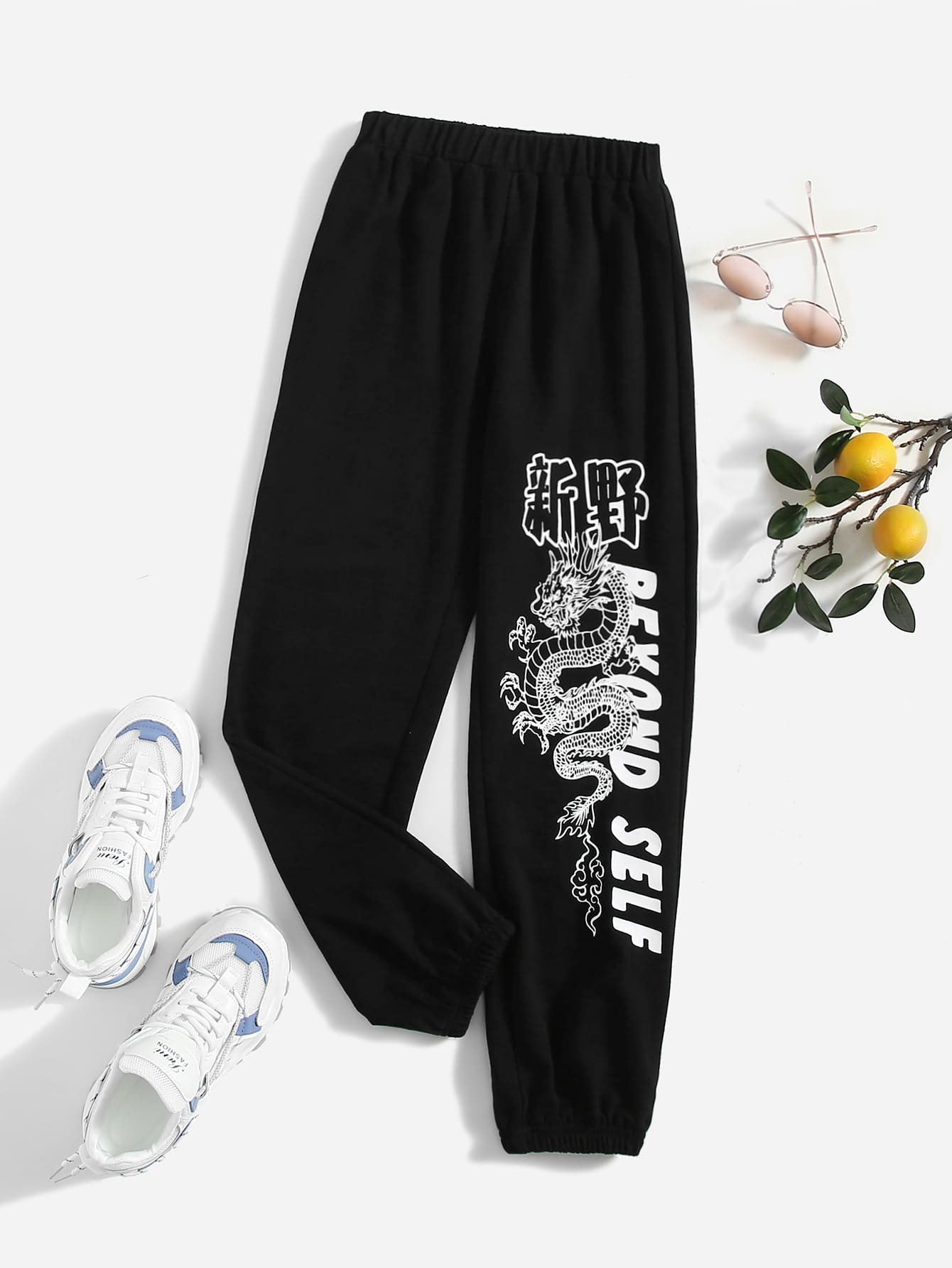 SHEIN 女孩中國龍和標語圖案衛褲 - 黑色 - 查看 1