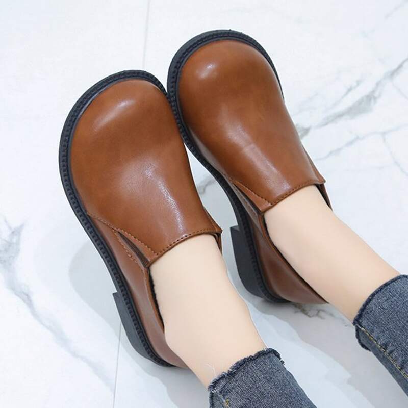 

Minimalist Slip On Flats, Brown