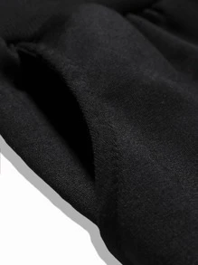 Manfinity Quần Nam Đắp vá Lá thư Giải trí - màu đen - Xem 5