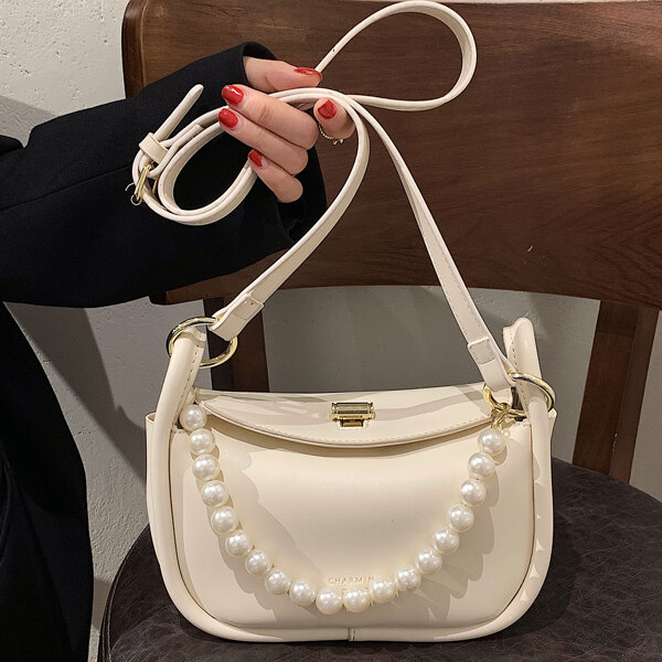 

Faux Pearl Decor Baguette Bag, Beige