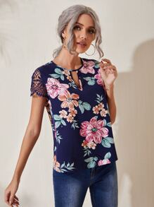 SHEIN Clasi 鎖孔領花卉上衣 - 彩色 - 查看 4