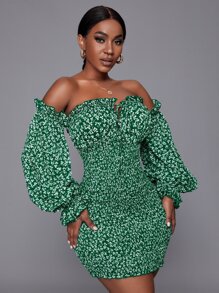 Slaydiva 碎花前打結一字肩打褶緊身連衣裙 - 綠色 - 查看 5