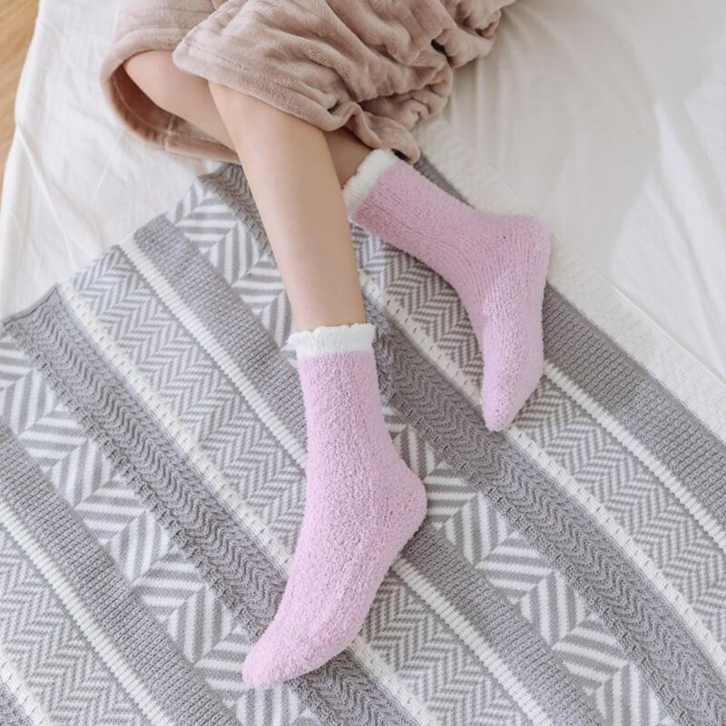 

Color Block Crew Socks, Mauve purple
