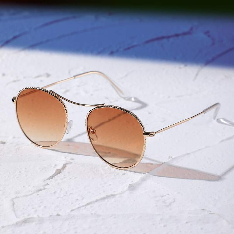 

Metal Frame Sunglasses