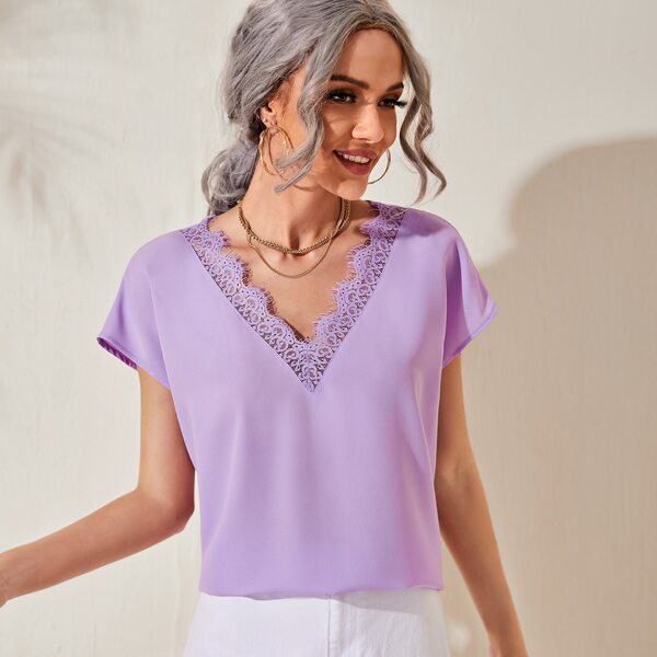 

V-neck Lace Detail Top, Lilac purple