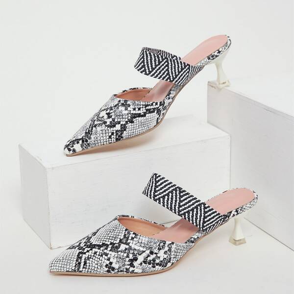 

Snakeskin Pattern Pyramid Mules, Black and white