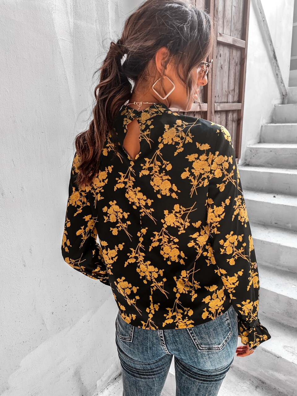 Keyhole Neckline Plants Print Blouse