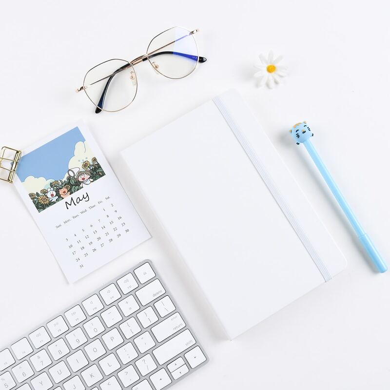 

1pc Notebook With Elastic Band, White
