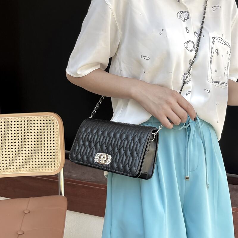 

Quilted Flap Crossbody Bag, Black