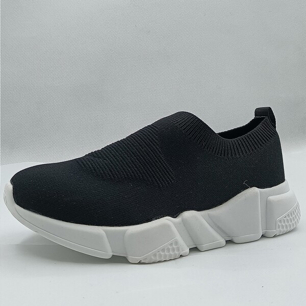 

Minimalist Knit Slip On Running Shoes, Black