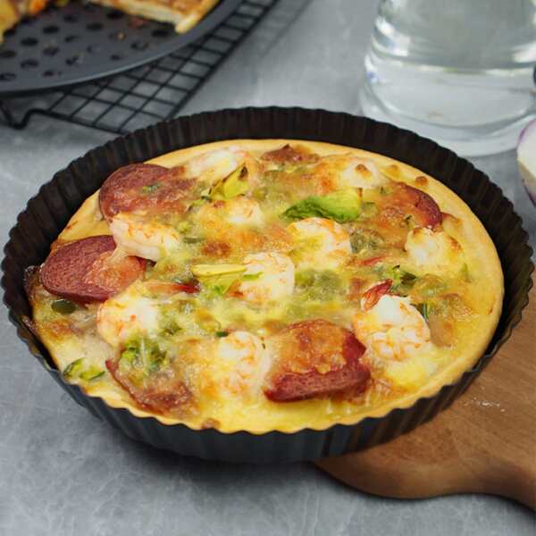 

1pc 9 Inch Pizza Pan, Black