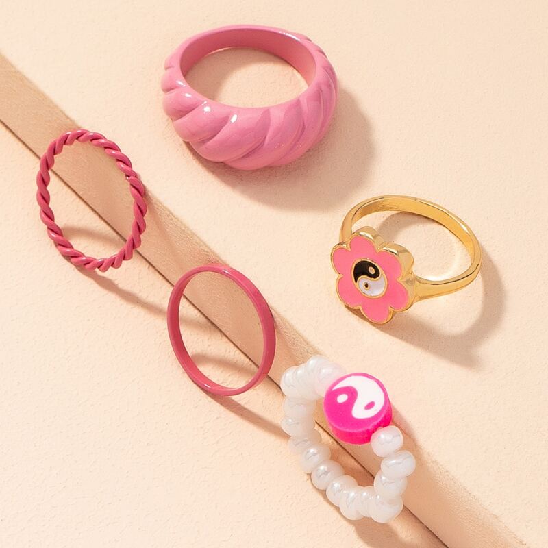 

5pcs Yin & Yang Decor Ring, Multicolor