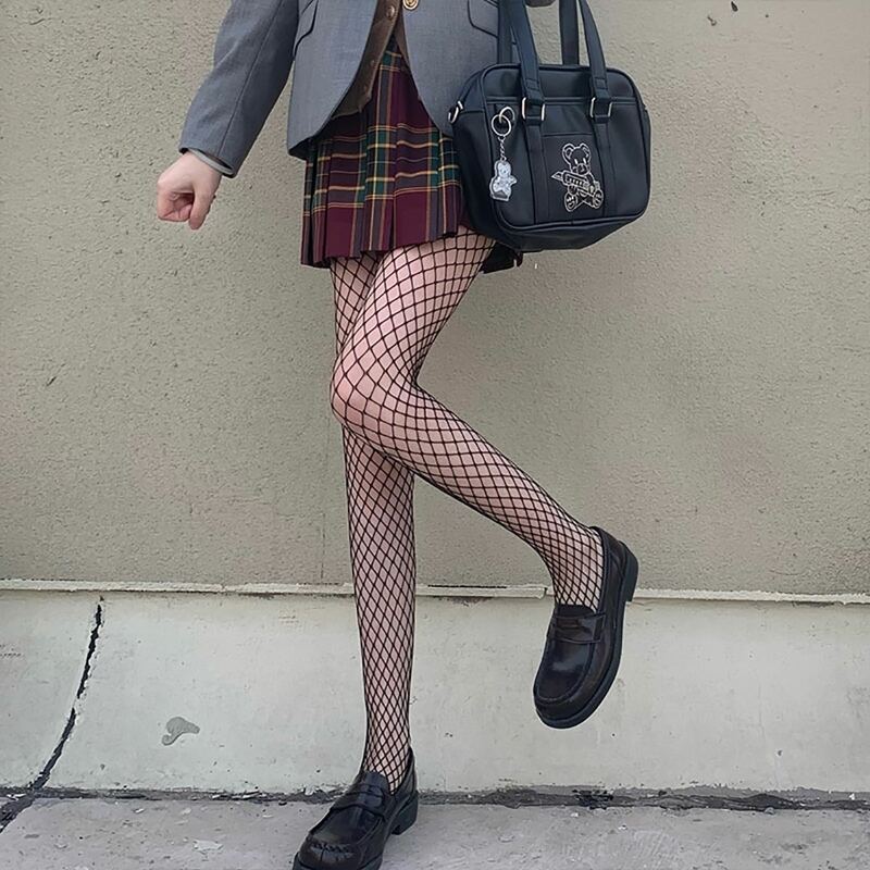 

2pcs Solid Fishnet Socks, Black