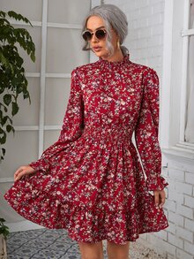 SHEIN Vestido con estampado floral con fruncido cuello de volante de manga con volante bajo con fruncido - Burdeos - Ver 3