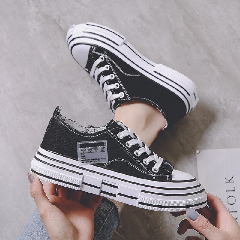 

Low-top Lace Up Front Canvas Shoes, Black
