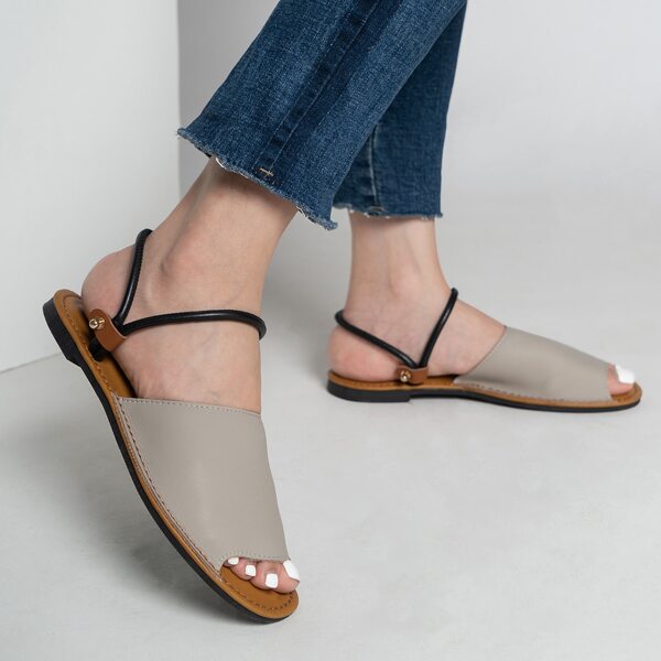 

Minimalist Strap Flat Sandals, Grey