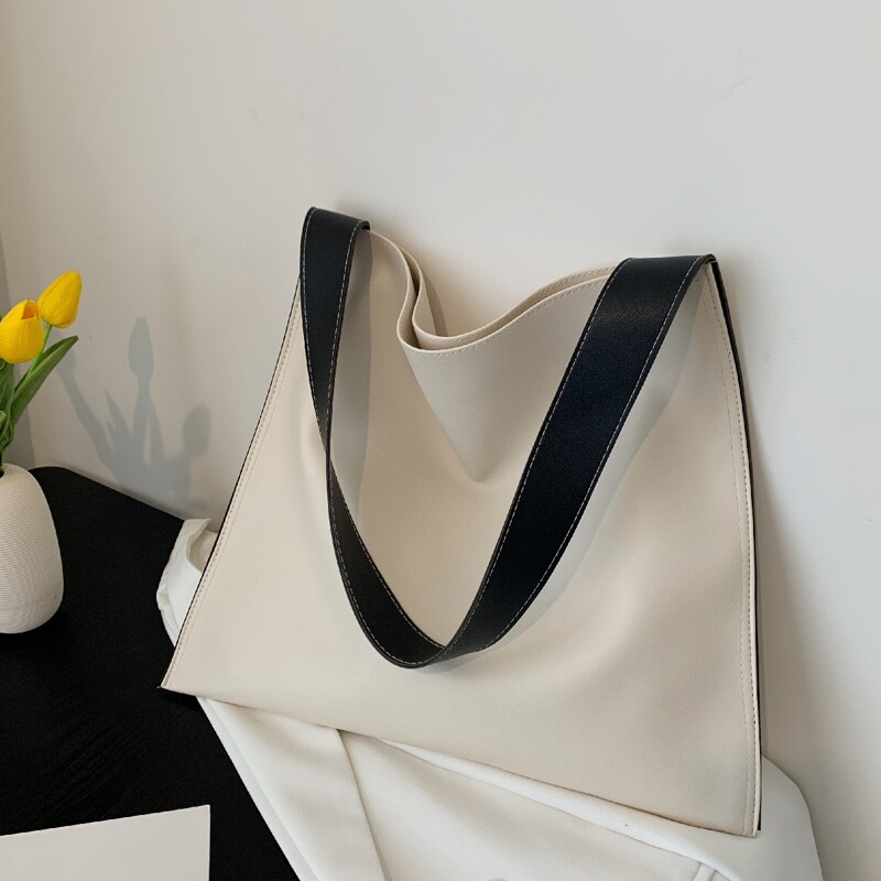 

Minimalist Shoulder Bag, White